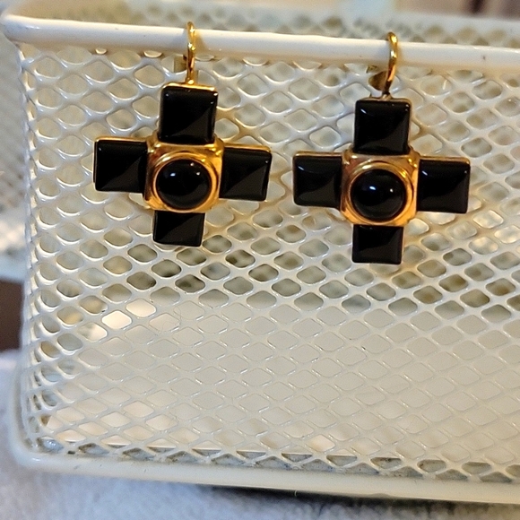 Roman Jewelry - Vintage Roman earrings